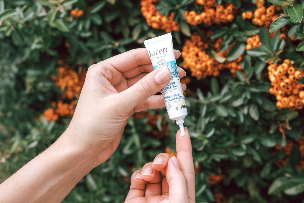 Basis sensitive Anti-age Q10 krema za područje oko očiju,Lavera