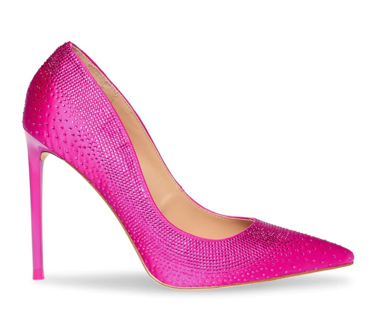 Street style izdanje s ružičastim štiklama