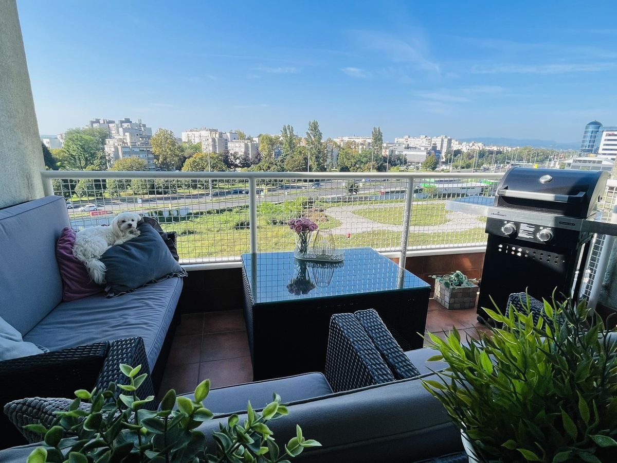 Stan u Španskom s glamuroznom kupaonicom - 7