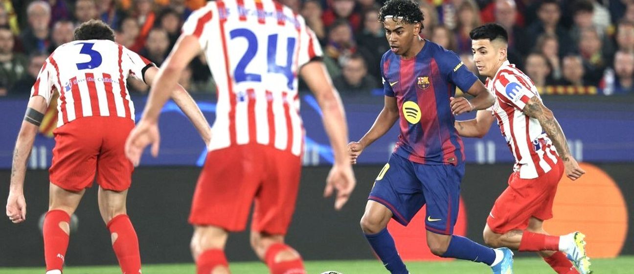 Lamine Yamal kružen igračima Atletica