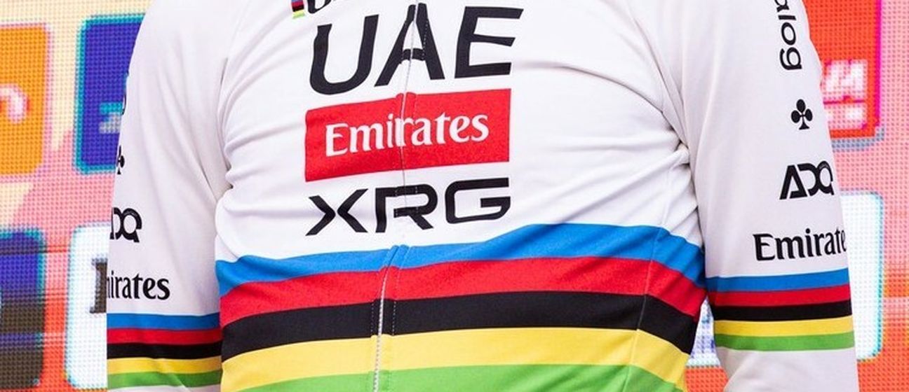 Pogačarov dres s utrke Milano-Sanremo