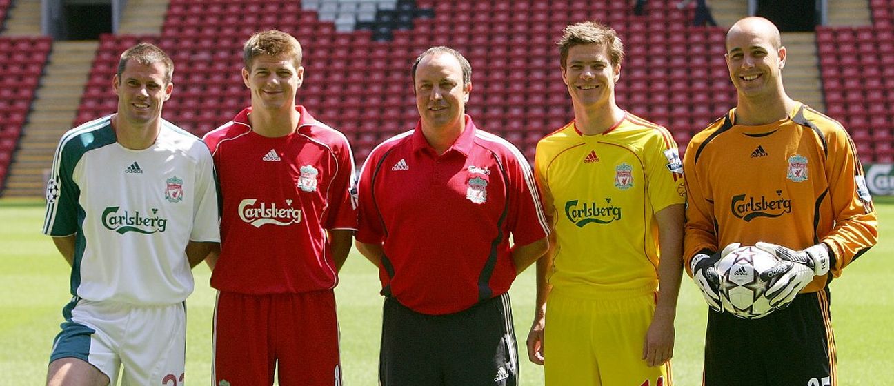 Carragher, Gerrard, Benitez, Alonso i Reina