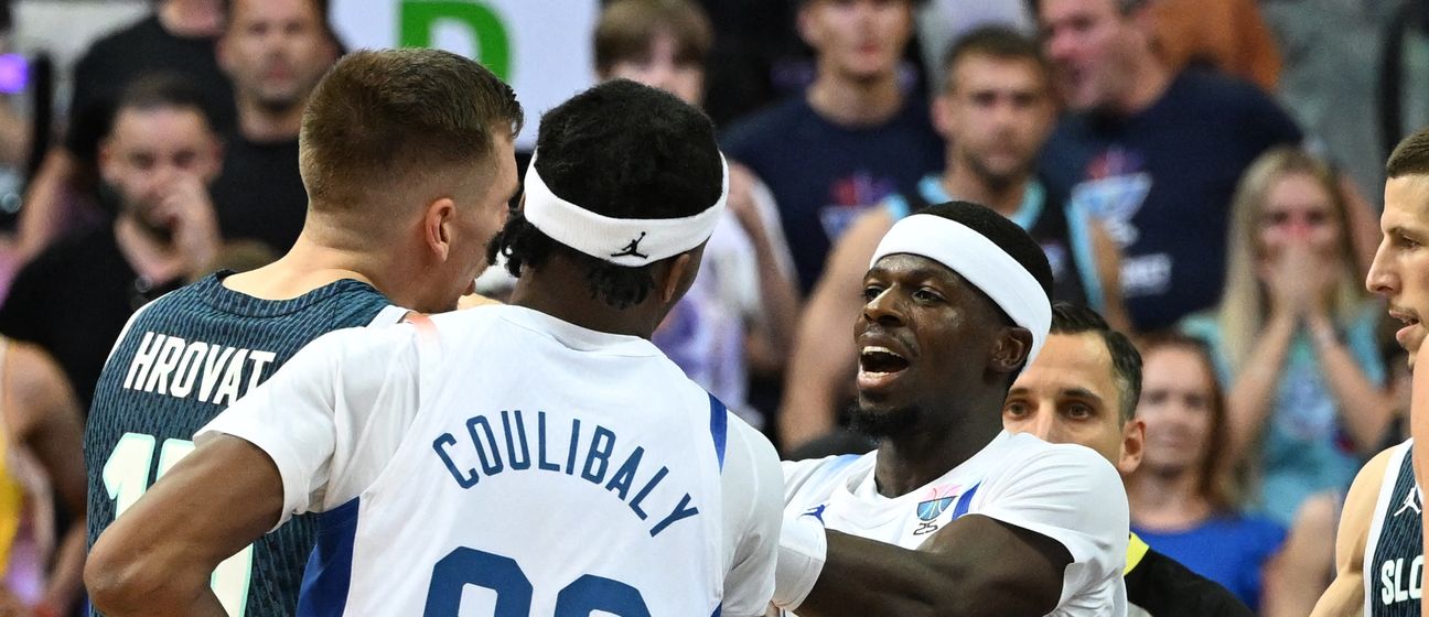 Sylvain Francisco u naguravanju sa Slovencima