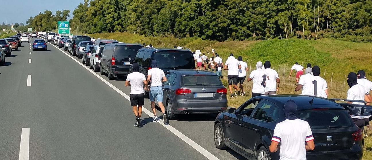 Navijači na autocesti