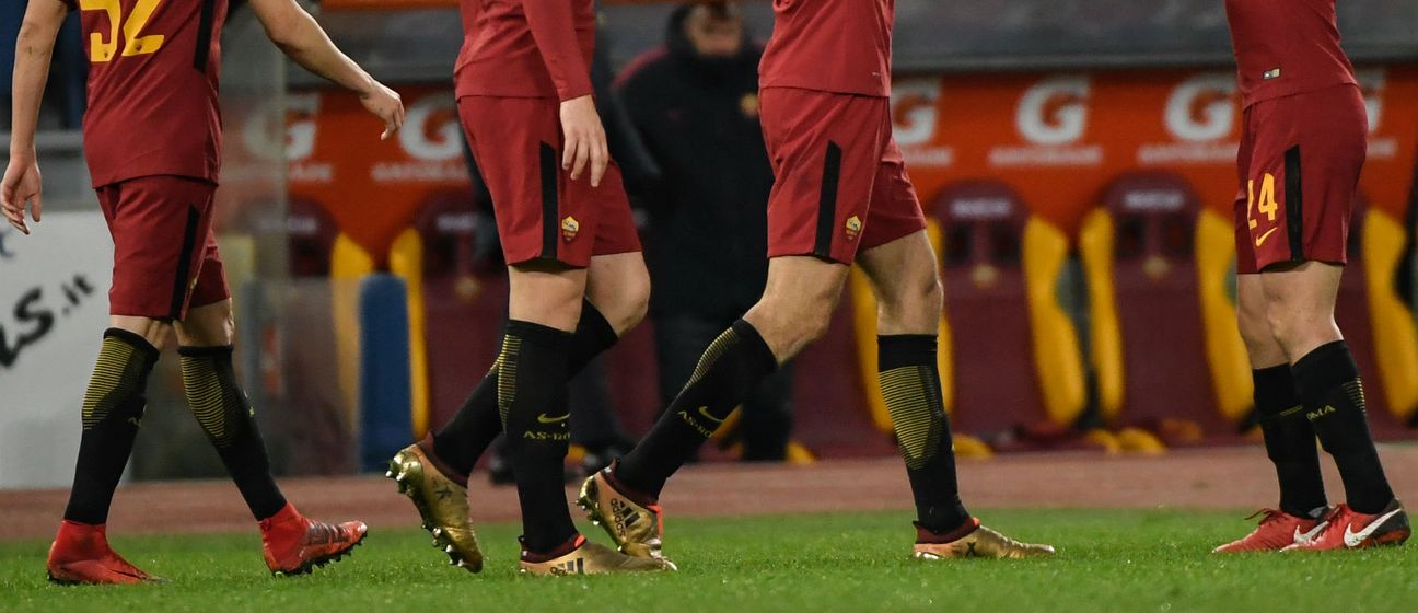 Federico Fazio slavio gol s igračima Rome (Foto: AFP)