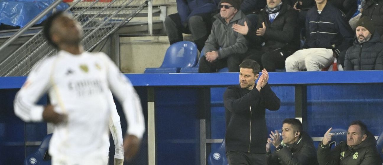 Xabi Alonso i Vinicius