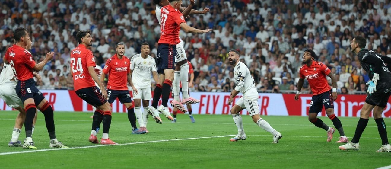 Ante Budimir u skoku protiv Real Madrida