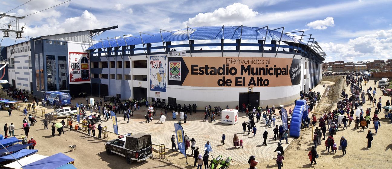 Stadion El Alto