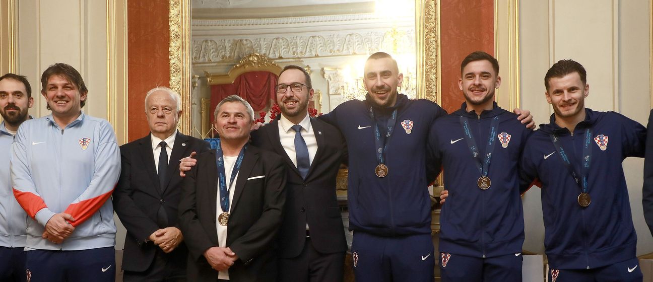 Kujtim Morina, Boris Durlen, Marinko Mavrović, Tomislav Tomašević, Ante Piplica, Nikola Gudasić i Kristian Čekol