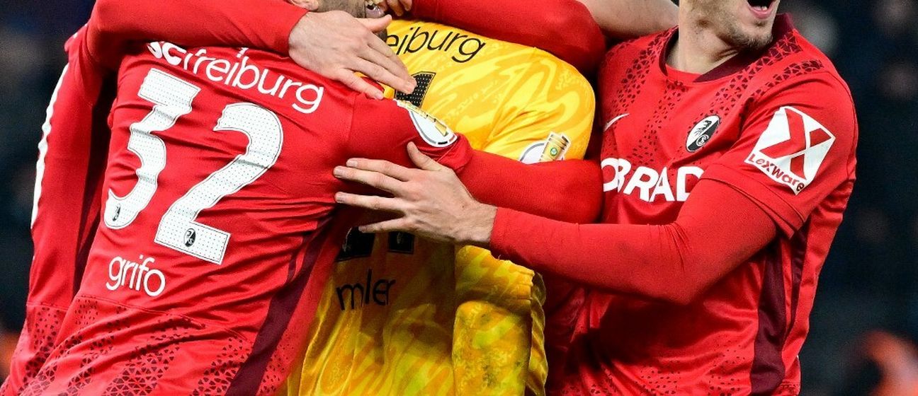 Freiburg slavi prolaz dalje