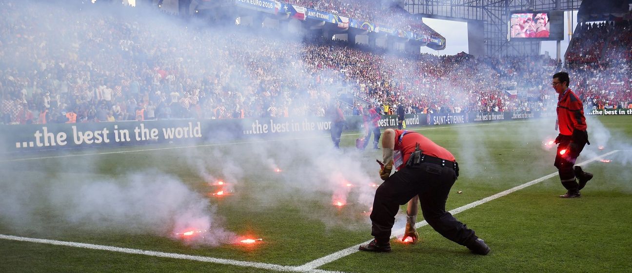 Neredi u St. Ettienneu