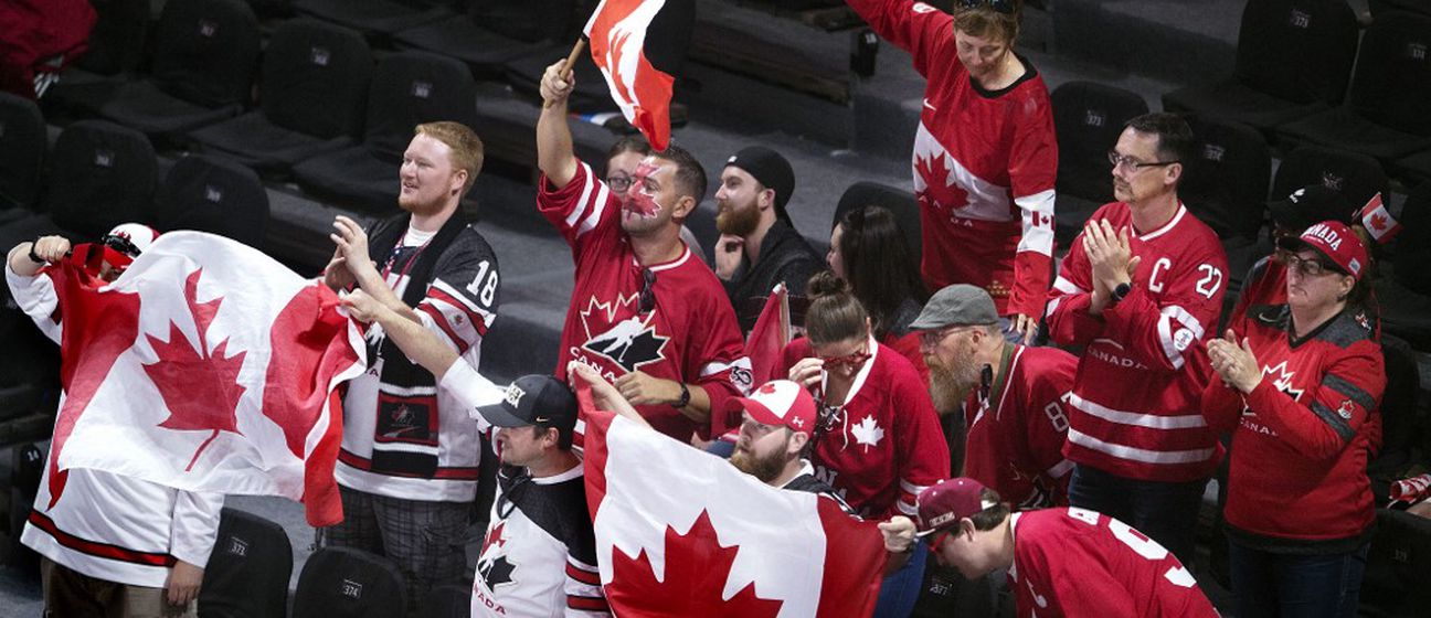 Kanadski navijači na juniorskom SP 2018. u hokeju na ledu