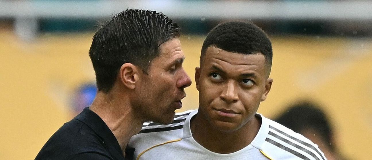 Xabi Alonso i Kylian Mbappe