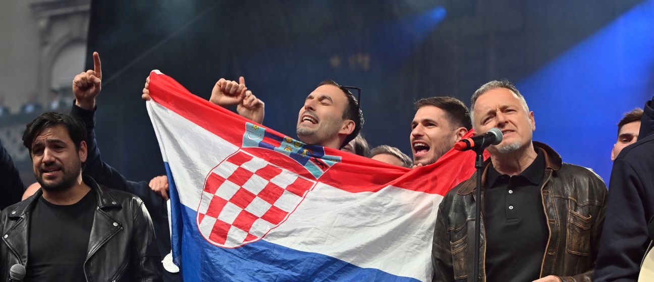 Thompson na dočeku rukometaša