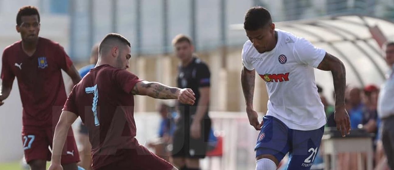 Jairo u akciji protiv Gzire United (Foto: Robert Matić / hajduk.hr)