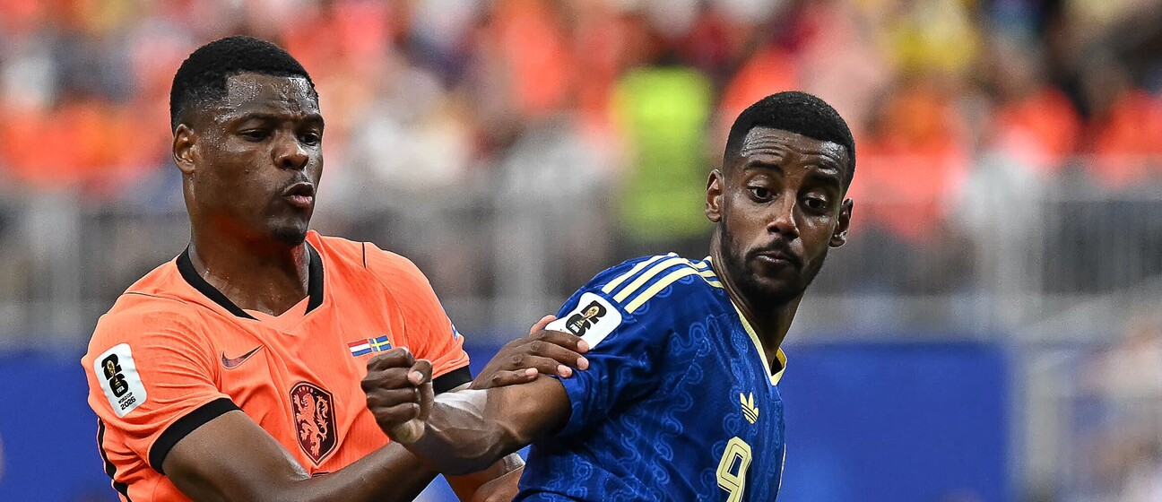 Denzel Dumfries i Alexander Isak
