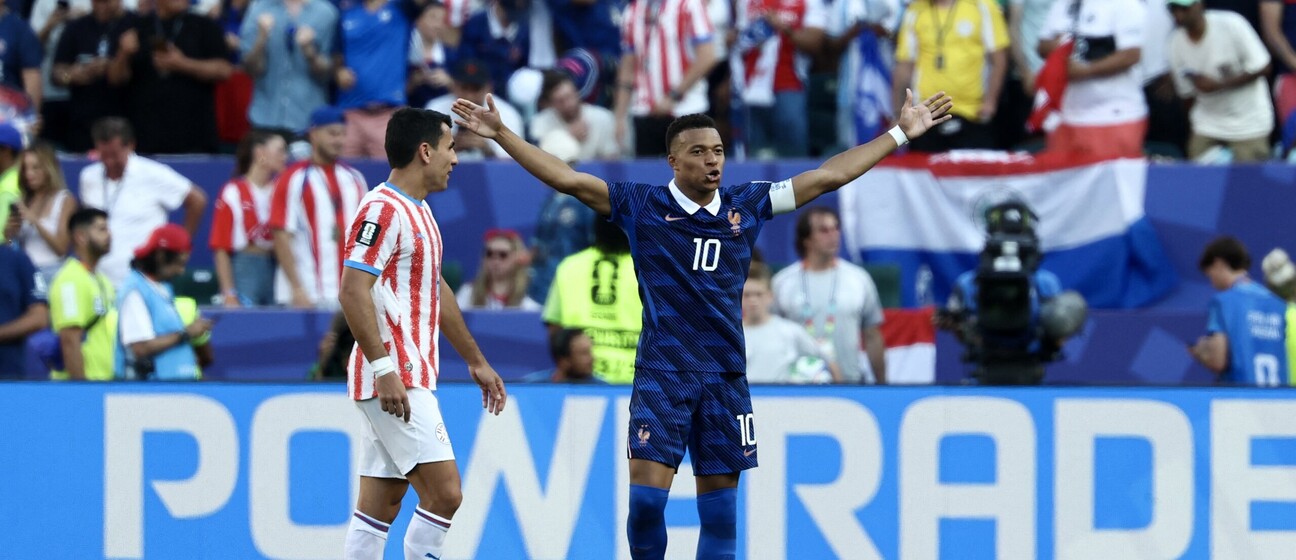 Kylian Mbappe slavi prolaz