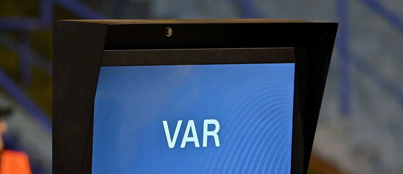 VAR sustav