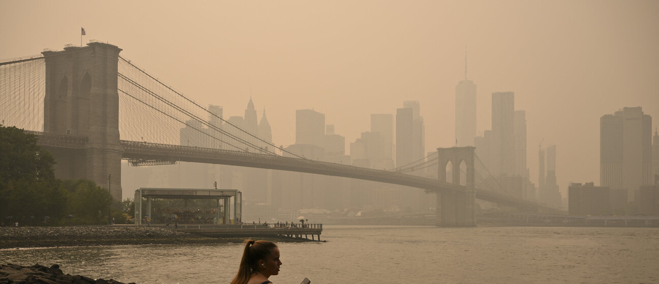 Dramatično nebo zbog dima u New Yorku