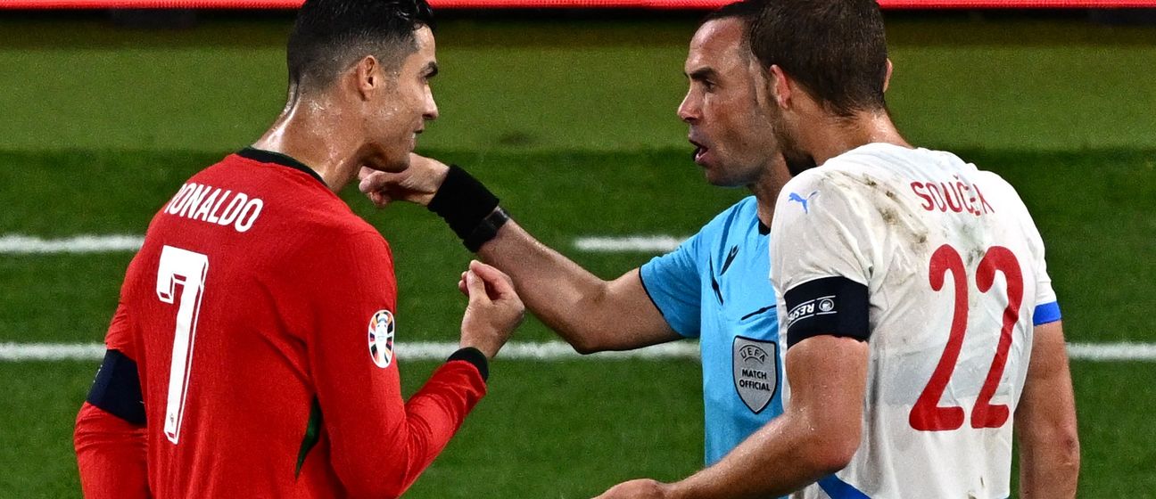 Ronaldo, Marco Guida i Soucek