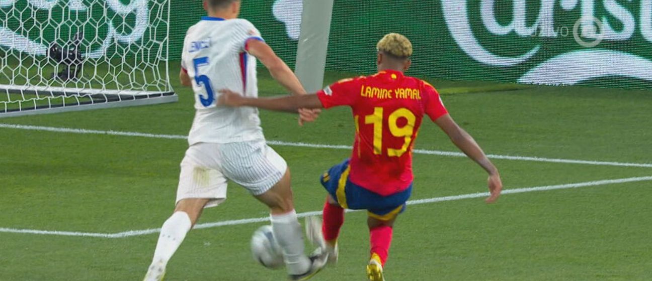 Pogodak Laminea Yamala