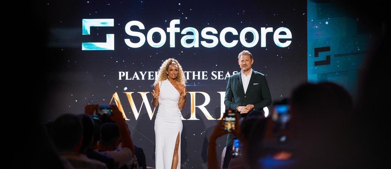 Kate Scott i Peter Schmeichel