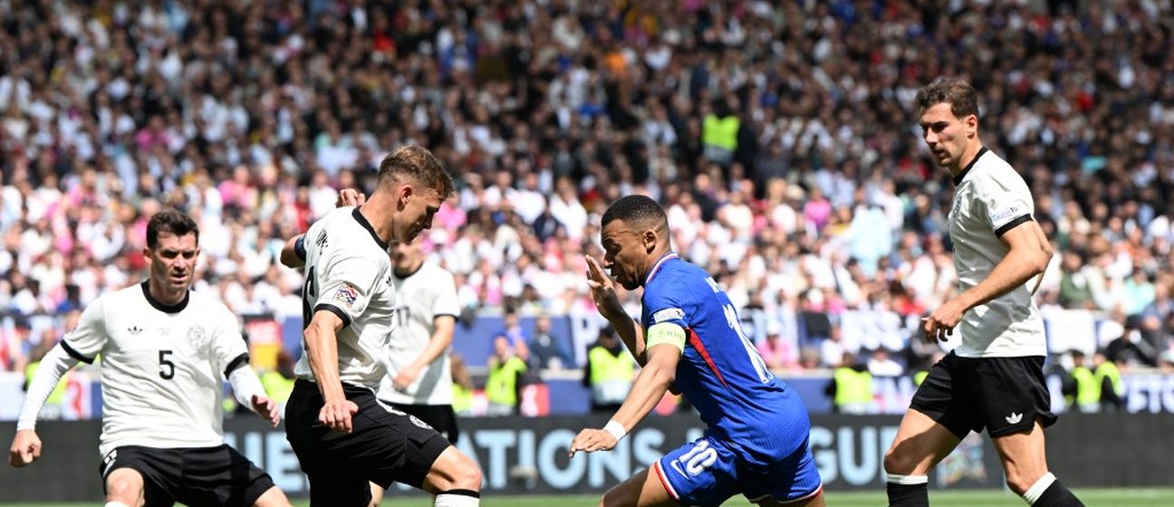 Kylian Mbappe u akciji protiv Nijemaca