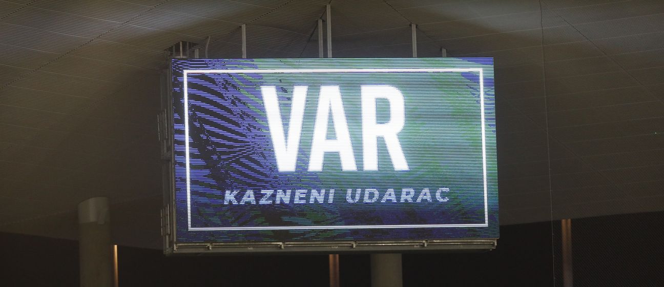 VAR