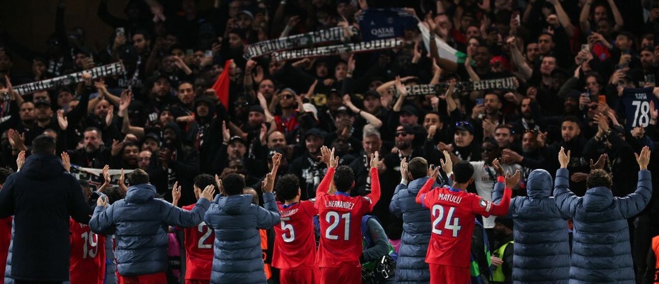 Igrači PSG-a slave pobjedu sa svojim navijačima