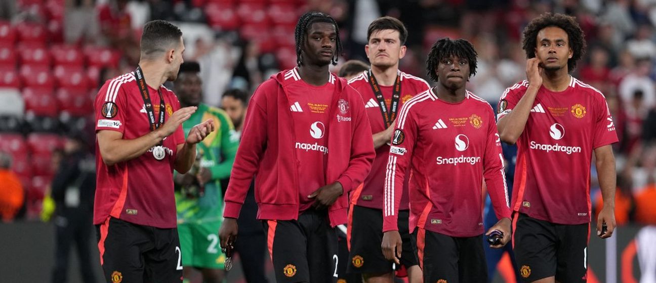 Igrači Manchester Uniteda nakon poraza u finalu Europske lige