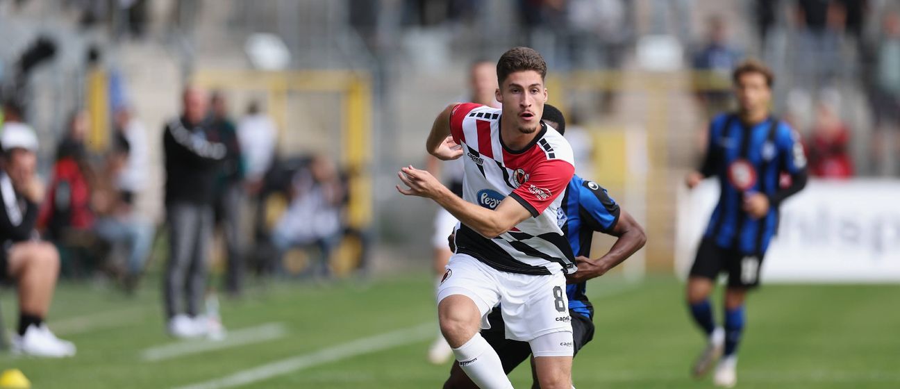 Donny Bogičević u dresu Viktorije Koln