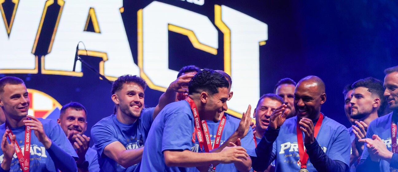 Kevin Theophile Catherine i suigrači slave dvostruku krunu