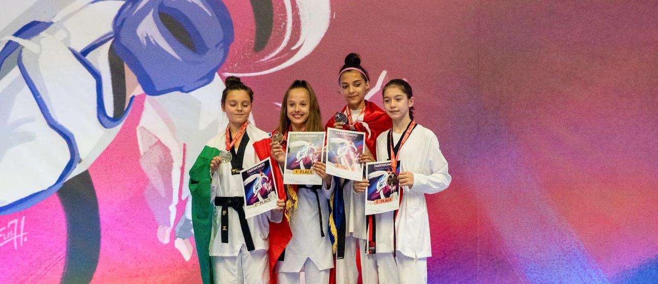 Petra Uglešić iz Marjan TaekwondoKlub i Jelena Iljazović iz Taekwondo Klub Monter Hrvatskoj donijele nova dva zlata!