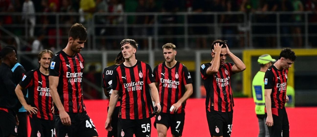 Gabbia drugi s lijeva i Modrić iza njega