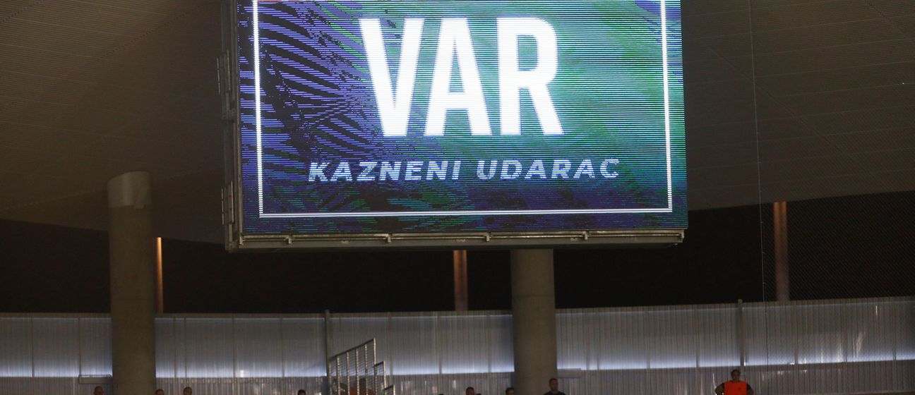 VAR