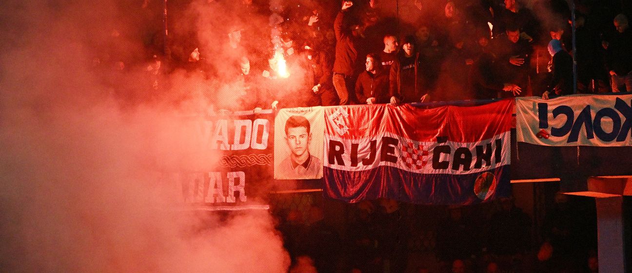 Hrvatski navijači na utakmici u Crnoj Gori