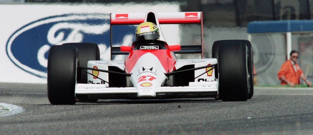 Ayrton Senna u McLarenovom bolidu 1990.