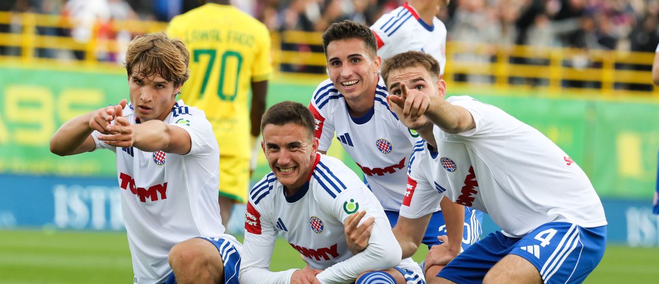 Igrači Hajduka slave pogodak