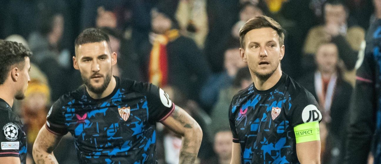 Nemanja Gudelj i Ivan Rakitić
