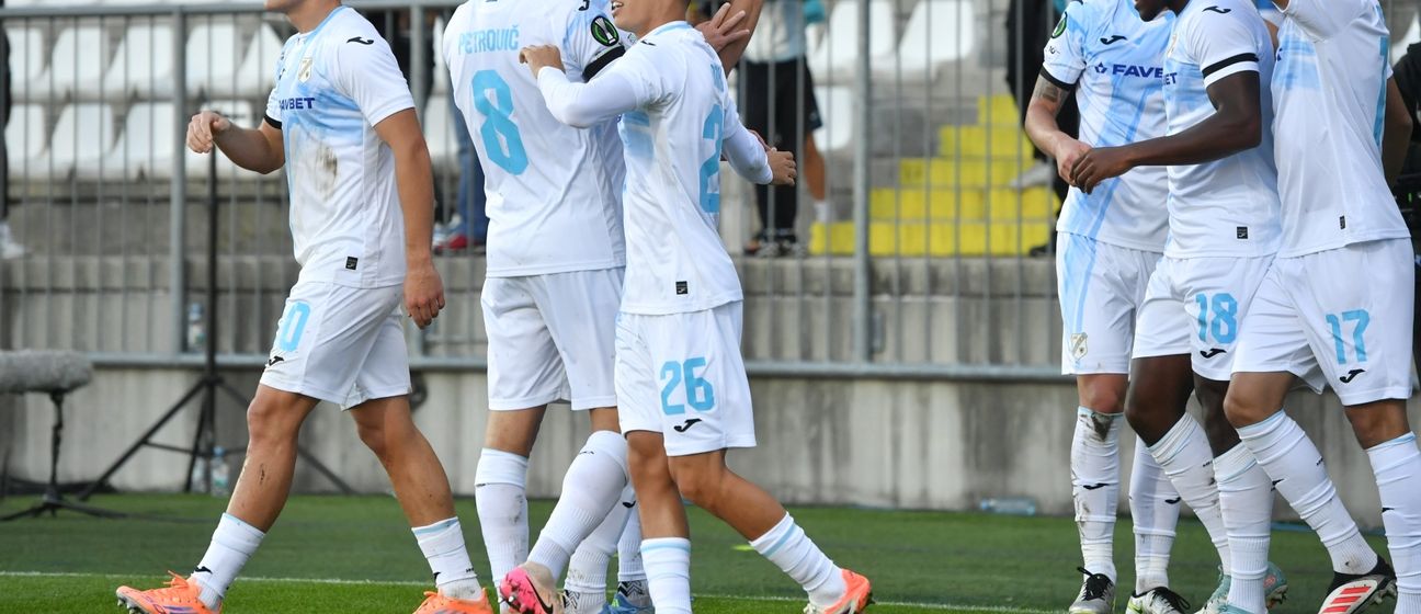 Slavlje nakon pogotka Daniela Adu-Adjeija