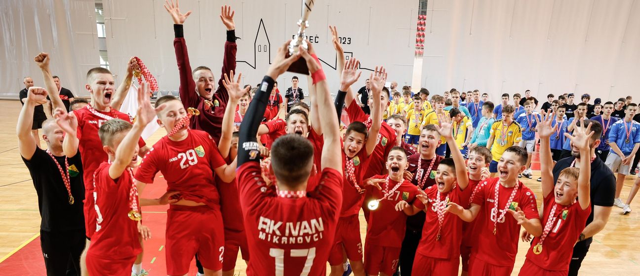 RK Ivan Mikanovci