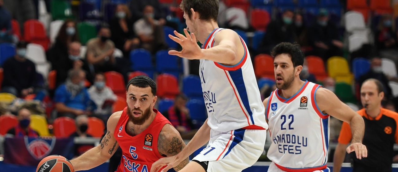 Mike James, Tibor Pleiss i Vasilije Micić