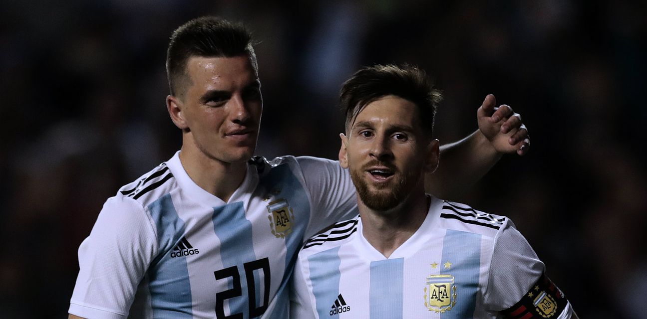 Giovani Lo Celso i Lionel Messi (Foto: AFP)