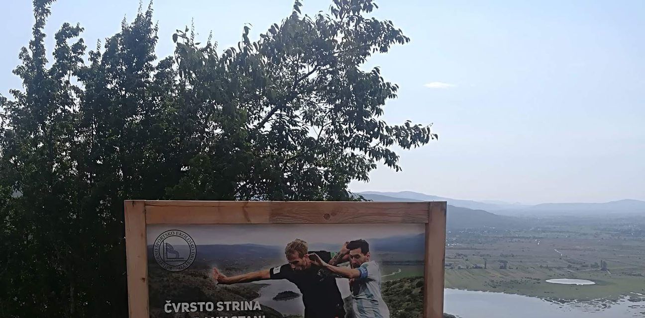 Lokvići napravili plakat za Strinića (Foto: Dnevnik.hr)