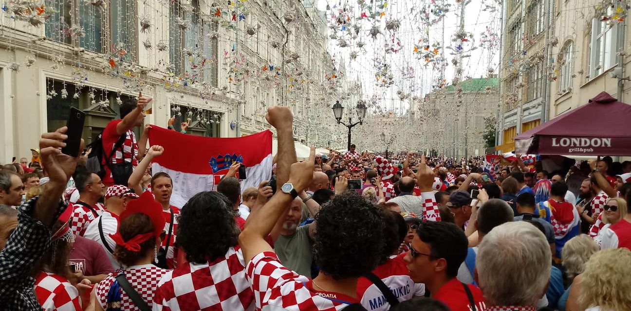 Hrvatski navijači u Moskvi (FOTO: Gol.hr)
