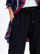 Laganije crne hlače iz trgovina - 1