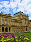 Zgrada zagrebačkog Hrvatskog narodnog kazališta