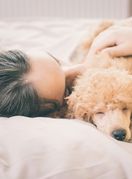 Ponekad je zdravo dijeliti krevet s našim ljubimcem