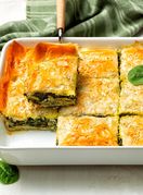 Pita sa špinatom i tri vrste sira