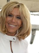 Brigitte Macron uvijek privlači pažnju svojim izdanjima